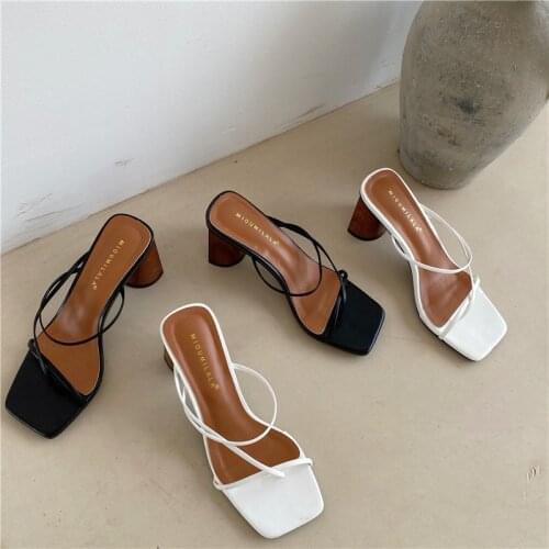 Slip On Sexy Party Nightclub Slippers 2021 Summer New Designer shoes Black Square tubular Womens Slipper High heels Sandals