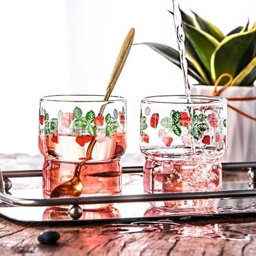 Strawberry Printing High Borosilicate Glass Transparent Water Cup Milk Cup Heat-resistant Glass Drinkware