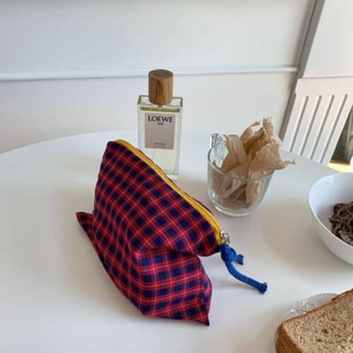 Outdoor Girl Makeup Bag Women Cosmetic Bag Women Toiletries Organizer Waterproof Female Storage Make up Cases