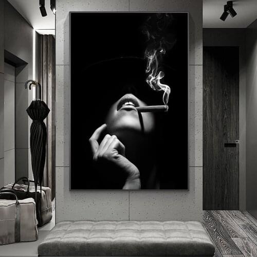 Black Art Smoking Woman Female Canvas Painting Poster and Prints Oil Painting Wall Art for Living Room Home Decor (No Frame)
