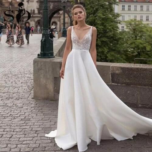 SoDigne Beach Wedding Dresses Simple Spaghetti Straps V Neck Lace Applqiues Boho Bridal Gown Plus Size Wedding Gowns