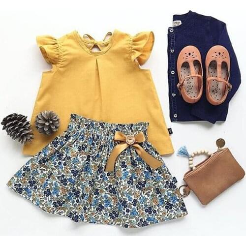 Childrens clothing sets European and American girls small flying sleeves shirt + bow floral skirt two suit kids ins clothes
