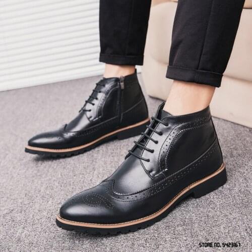 Mens European Fashion Pointed Patent Leather Black Brown Classic Low Heel Casual Formal Bullock Ankle Boots Zapatos Hombre