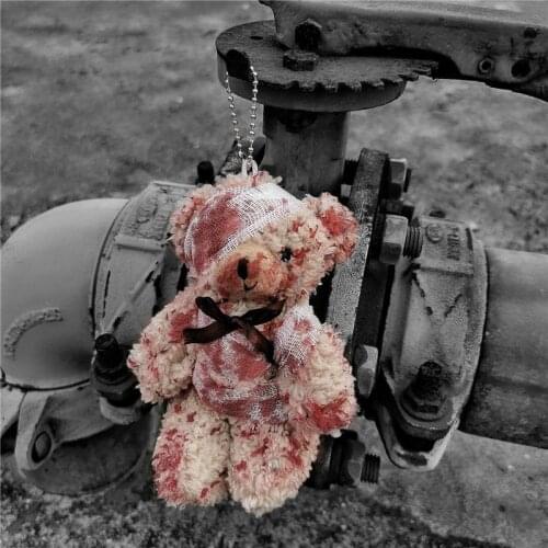 Punk Bloody Plush Bear Keychain Halloween Injured Animal Bear Doll Key Ring Bags Pendant Creative Fashion Cool Jewelry