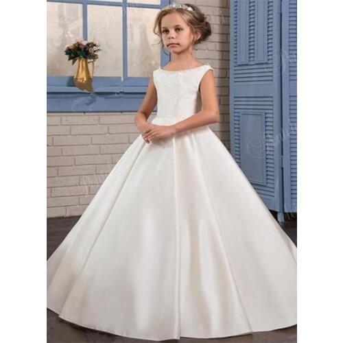 Cute Flower Girl Dresses For Weddings A-line Scoop Satin Sash Long First Communion Dresses For Little Girls