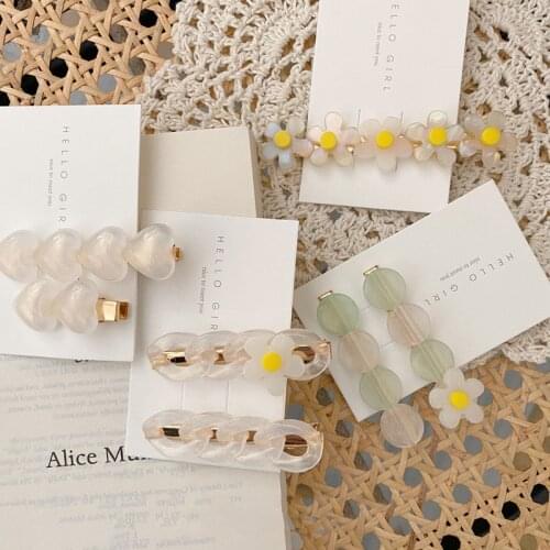 2020 Korean Summer New Transparent Acrylic Flower Heart Chain Barrettes Hairpins For Women Beach Hair Accessories Hair Clips