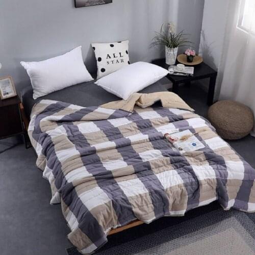 New Winter Air-conditioning Quilt Soft Breathable Throw Blanket Thin Stripe Plaids Comforter Bed Cover Bedspread