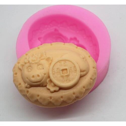 Silicone soap mold Wealth piggy shape fondant cake chocolate mold resin clay craft mould decoration tools