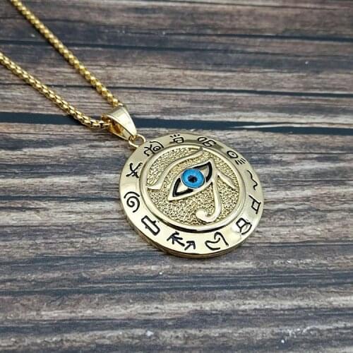 Titi Zheo Vintage Pendants