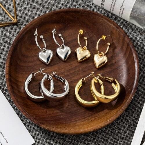 Fashion Punk Heart Earrings 2021 Tend Earrings For Women Bohemia Simple Design Hoop Earrings Metal Geometric Kshmir Jewelry Gift