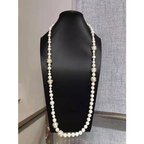 2021 Hot Fashion Jewelry Women Vintage Pearls Chain Bouttons Pendants Pearls Sweater Chain Party Fine Fashion Jewelry