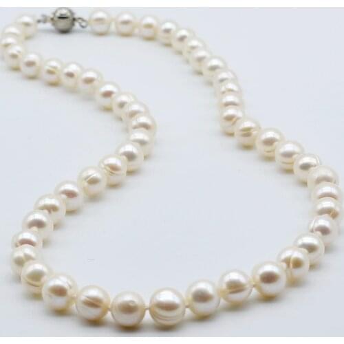 Classic ladies necklace, natural white freshwater pearl, round shape, diameter 8-9mm, short necklace, pearl necklace