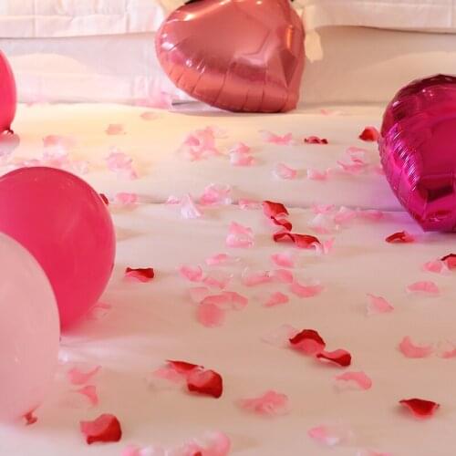 1000pcs 5*5cm Lifelike Artificial Silk Red Rose Petals Decorations for Wedding Party Marriage bed decoration 7Z SH012-1000