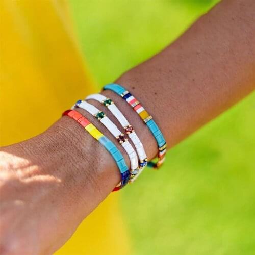 QUANCHI New Summer Beach Elastic Rope Charm Bracelet Femme Fashion Tila Beaded Crystal Bracelet Handmade Friendship Jewelry Gift