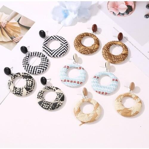 Bohemian Retro Colored Hand Woven Round Dangle Earrings Women Simple Hollow Circle Party Elegant Statement Earrings Jewelry