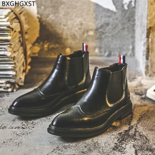 Fashion Leather Boots Men Brogue Men Dress Shoes Chelsea Boots for Men Male Ankle Boots Man Luxury Designer Shoes for Man 2021