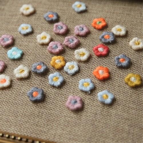 Maxsin 10 Pc/lot High Quality Color Plum Embroidery Flowers Cloth Stickers Decorative Hand-sewn Clothes Accessories Patch DIY