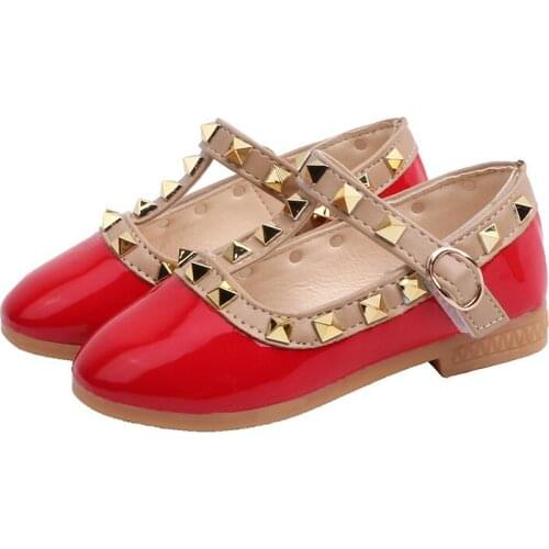 Children Shoes For Girls Toddler Little Girl Kids Casual Leather Shoes T-strap With Rivets Classic Soft Patent Leather Shoes New
