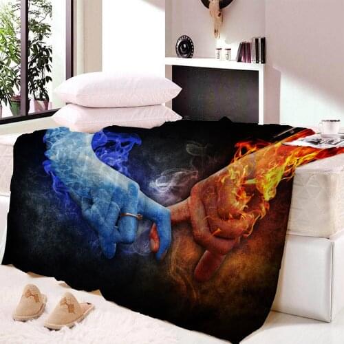 Happy Valentines Day Flannel Throw Blanket Romance Red Hearts Printed Warm Plush Lightweight Couch Bed Blanket All Season Use