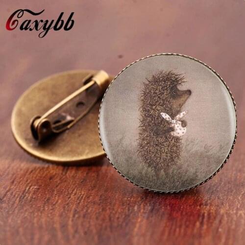 Caxybb Brooches