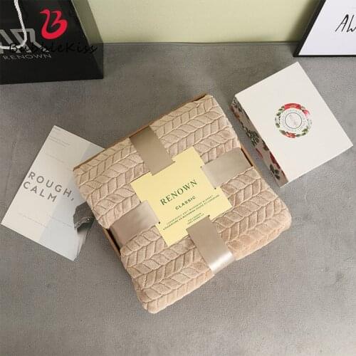 Bubble Kiss Thicken Coral Fleece Blanket Solid Color Blanket On The Bed Blanket Home Sofa Throw Blanket Travel Portable Blanket