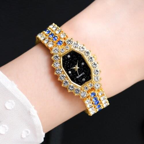 Top Brand Rhinestone Women Bracelet Watches Ladies Quartz Wrist Watch Luxury Fashion Quartz Watch 4 Colors