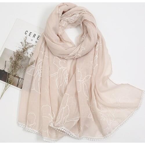 Designer Embroidered Cotton Hijab Scarf With Eyelash Lace Soft Materail Muslim Shawls Wraps Scarf Female Spring 2021 Headscarf
