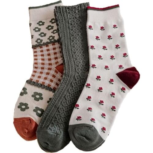 Korean Style Women Socks Cotton Print Vintage Cute Streetwear Winter Socks Long Harajuku Cycling Fashion Socken Chaussettes Femm