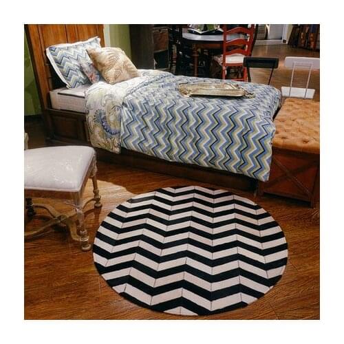 American style luxury natural black and white color round cowhide patchwork rug handmade cow skin fur chequer carpet