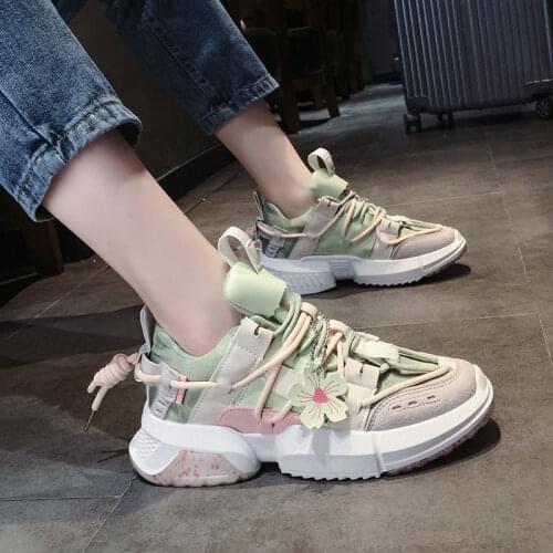 Explosion models 2020 fall Europe and America large size flat with shallow mouth strap round head womens shoes Mother shoes