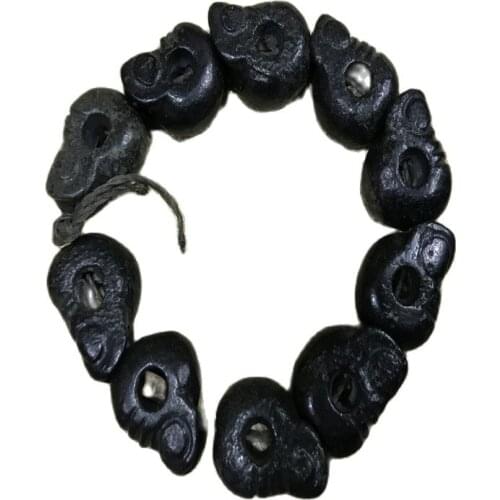 Collect old articles of Hongshan culture that can absorb magnetite, meteorite, skull and bracelet