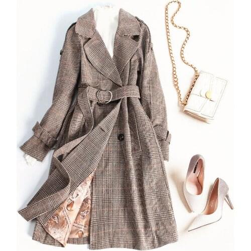 New Fashion Female Windbreakers 2019 Autumn Women Plaid Trench Coat Double-breasted Long Overcoat With Belt Outerwear R1172
