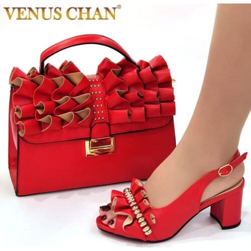 2021 African Hot Selling Special Sexy snake print pointed toe ladies sandals shoes matching Three-piece Women Shoes and Bag Set