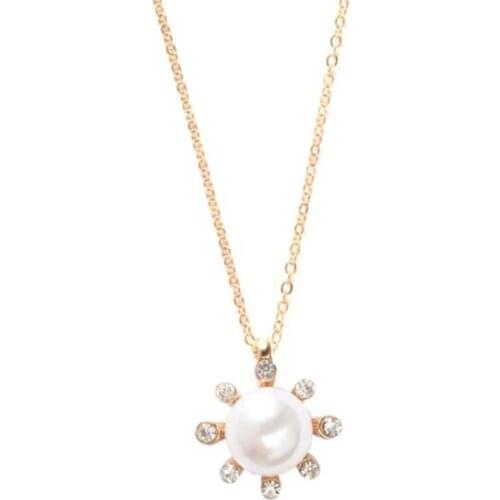 Retro Baroque Initial Clavicle Chain Necklace Crystal Sun Flower Imitation Pearl Pendant Necklace Women Goth Jewelry Accessories