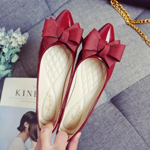 2020 Spring Fall Sweet Bow-knot Shoes Women Slip on Flats Pointed toe Elegant Comfortable Patent leather Shoes For Ladies Work