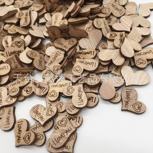 100 pcs wooden crafts, heart-shaped wood chips, decorative accessories