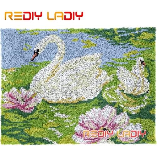 Latch Hook Rug Kits Two Swans Plush Wall Tapestry DIY Carpet Rug Chunky Yarn Arts Cushion Crocheting Floor Mat Hobby & Crafts