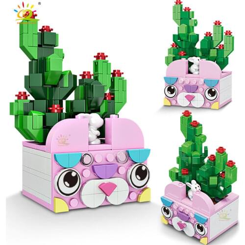 HUIQIBAO 746PCS Lovely Animal Cactus Potted Plants Building Block City Flowers Bricks Rabbit Penguin Model Toys Children Girls