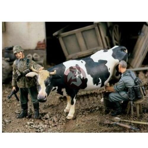 New Unassembled 1/35 Fresh Milk with Milking Cow Resin Kit DIY Toys Unpainted resin model