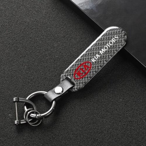 Carbon fiber Car keychain 360 Degree Rotating Horseshoe Rings For Kia ceed 3 4 K2 K3 K4 K5 kia sportage stinger optima 4s car