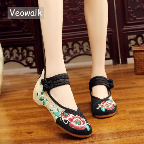 Veowalk Handmade Spring Woman Old Peking Cloth Shoes Chinese Flower Embroidery Casual Dancing Flats For Women Zapatos Mujer
