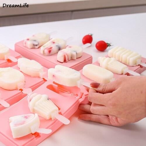 Silicone Ice Cream Mold with Lid Animals Shape Jelly DIY Mold Dessert Ice Cream Mold with Reusable Popsicle Stick Kitchen Tools