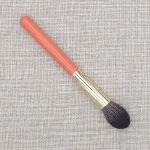 K169 Professional Handmade Makeup Brushes Soft Blue Squirrel Saikoho Goat Hair Highlighter Brush Orange Handle Make Up Brush
