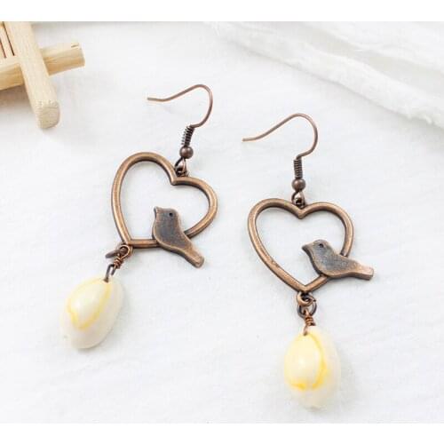 Retro Heart Shaped Bird Pendant Earrings Ocean Wind Shells Tassel Pop Earrings Fashion Women Seaside Vacation Fine Jewelry