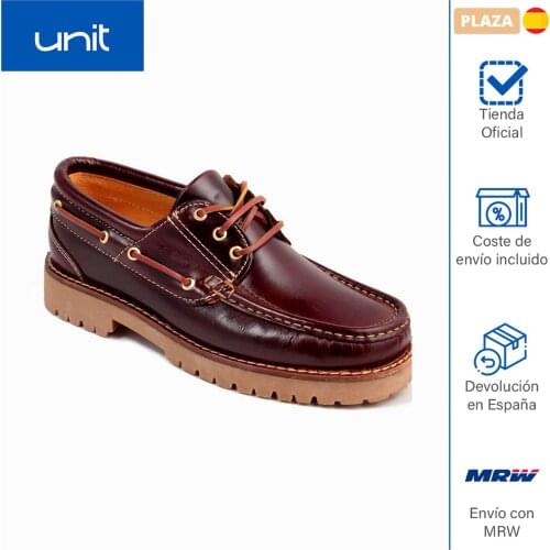 Unit-mens boat shoes in brown leather. Very durable comfortable shoes brand for any event