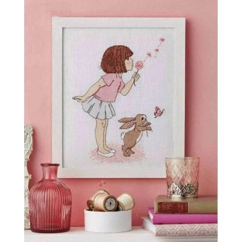 FF MM Gold Collection Counted Cross Stitch Kit Cross stitch RS cotton with cross stitch A little girl blowing dandelions