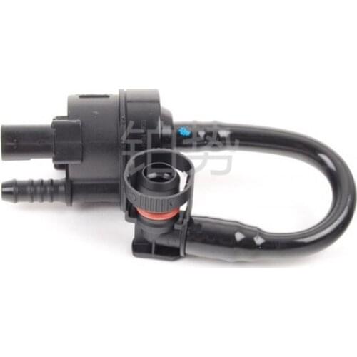 Car connection pipe 2013-Vol ksw age nTo uar eg3 .0T SIA udi Q7A 8/S 8qu att ro Solenoid valve for activated carbon canister