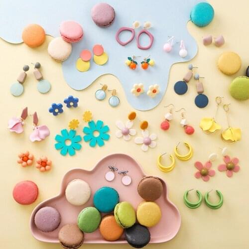 8Seasons Sweet Macaron Color Geometric Acrylic Flower Hollow Circle Earrings for Women Party Beach Jewelry Gifts,1 Pair