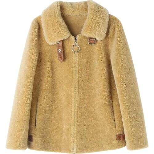 2019 new 100% Real Sheep Fur Coat Women New Fashion Warm Thick Long Style Fur Outerwear Ladies Real Wool Coat C104-05