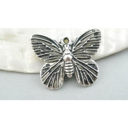 Doreen Box Lovely 50PCs Silver Color Butterfly Charm Pendants 18x15mm (B01789)
